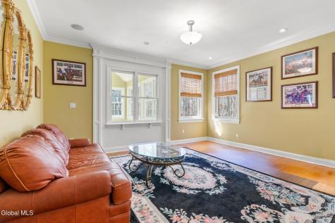 9 Stable Lane Saratoga Springs NY 12866