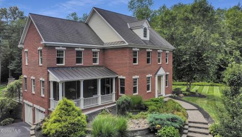 9 Stable Lane Saratoga Springs NY 12866