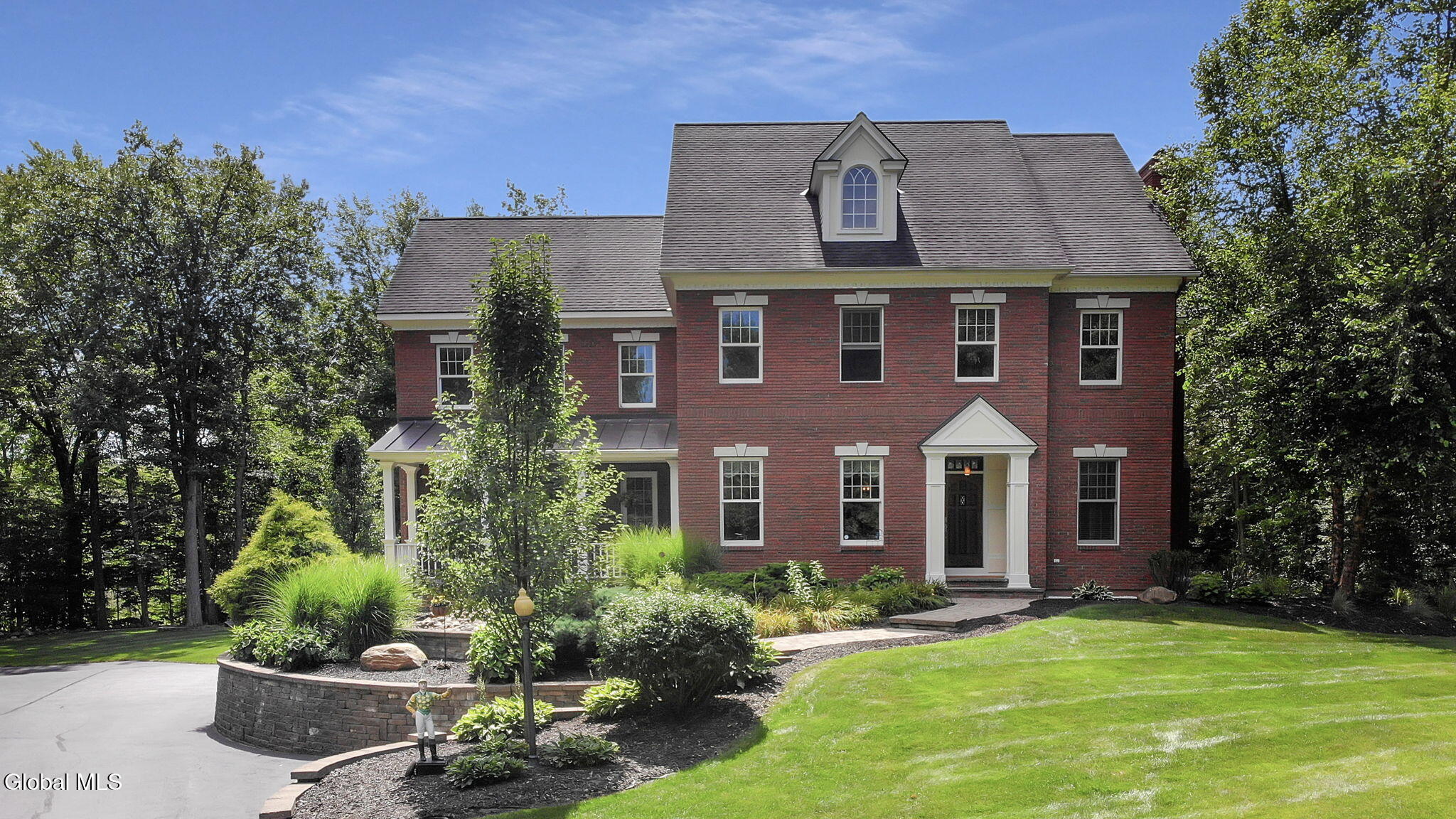9 Stable Lane Saratoga Springs NY 12866