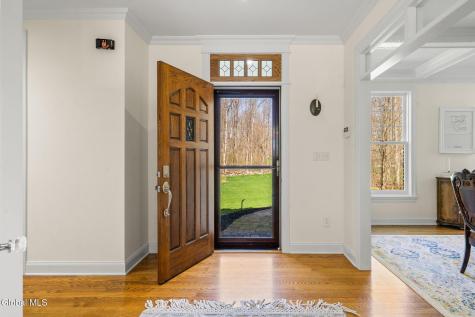 9 Stable Lane Saratoga Springs NY 12866