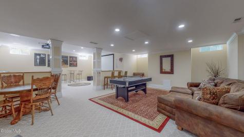 9 Stable Lane Saratoga Springs NY 12866