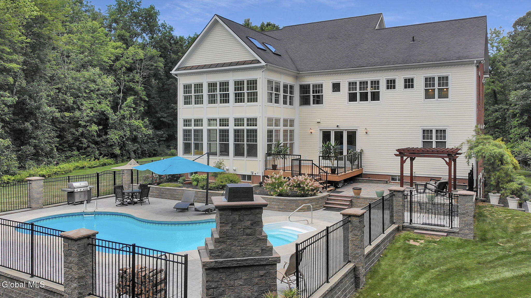9 Stable Lane Saratoga Springs NY 12866