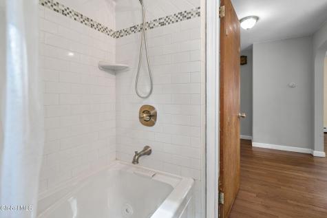 3826 Carman Road Schenectady NY 12303