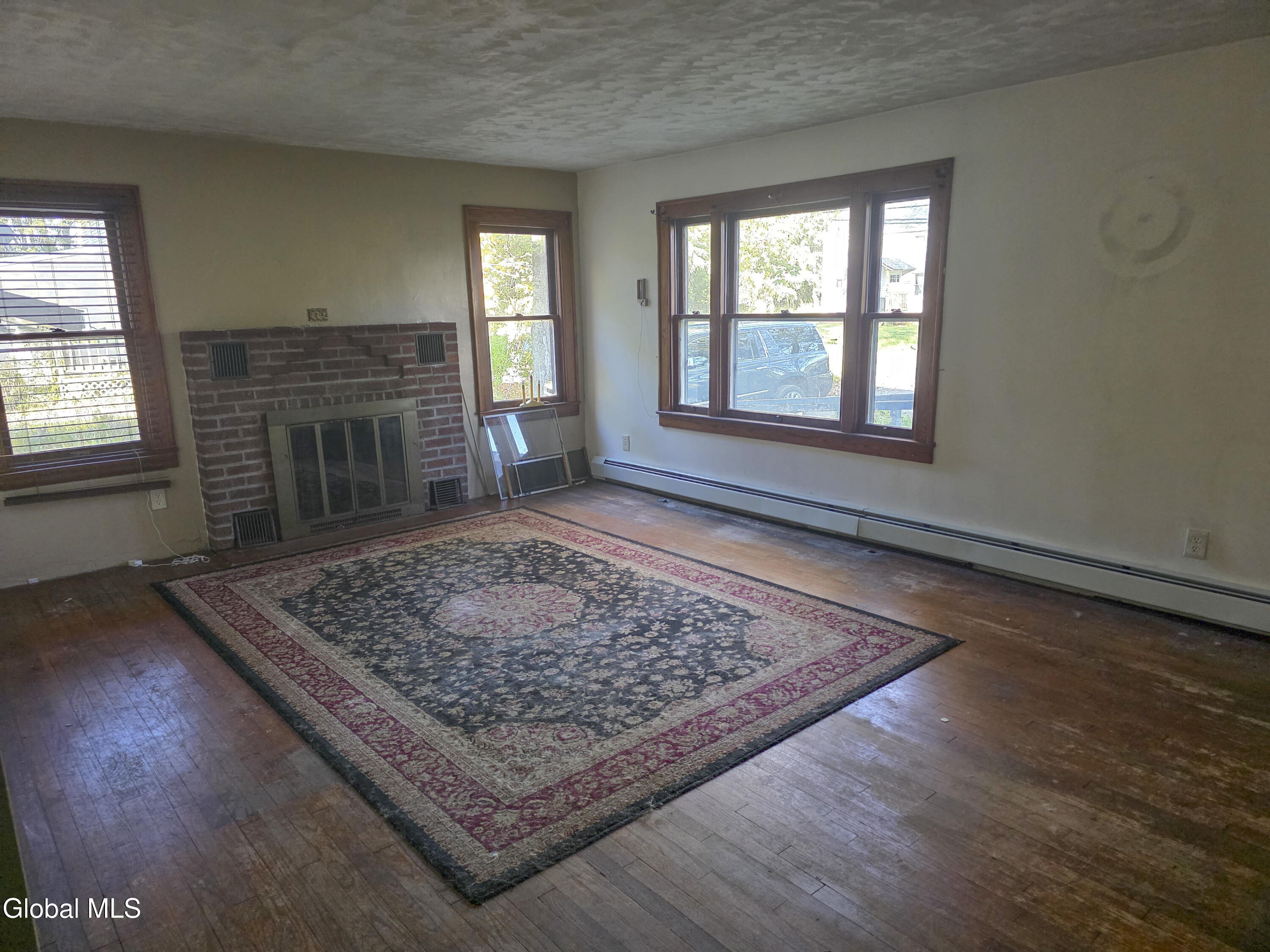 203 County Highway 155 Broadalbin NY 12025