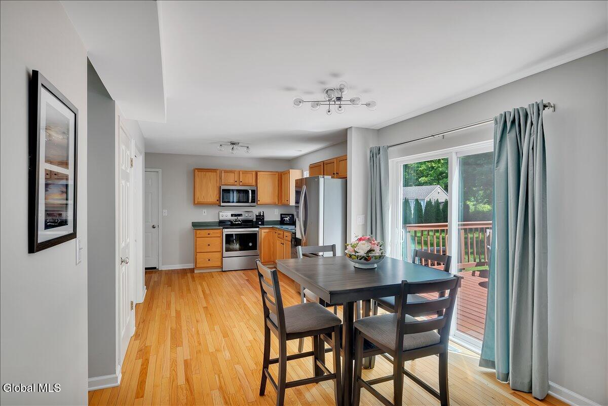 4 Kiliaen Way Halfmoon NY 12065
