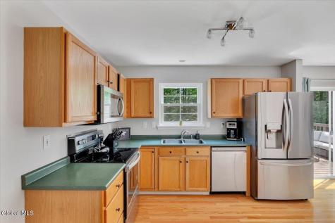 4 Kiliaen Way Halfmoon NY 12065
