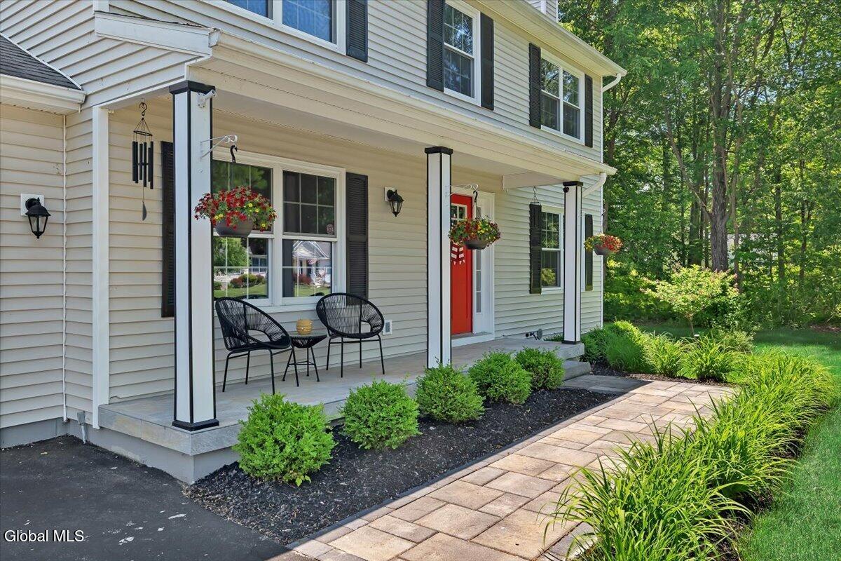 4 Kiliaen Way Halfmoon NY 12065