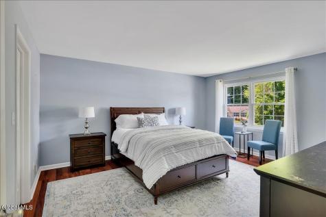 4 Kiliaen Way Halfmoon NY 12065