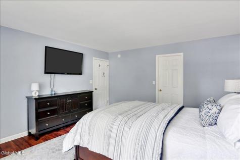 4 Kiliaen Way Halfmoon NY 12065
