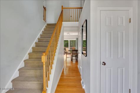 4 Kiliaen Way Halfmoon NY 12065