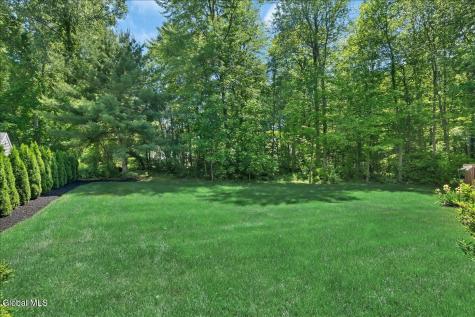 4 Kiliaen Way Halfmoon NY 12065