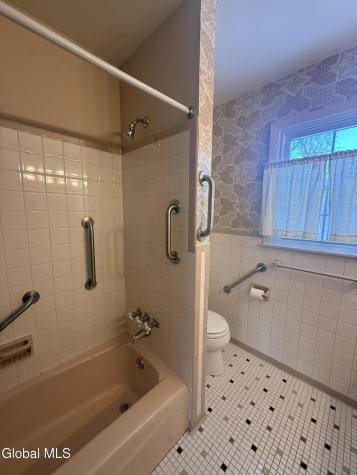 4 Oaktree Lane Niskayuna NY 12309