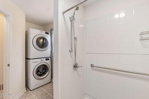32 Bancker Avenue Schenectady NY 12302