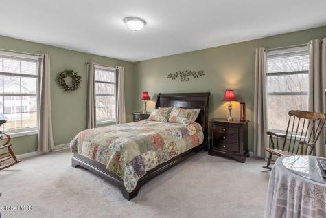 32 Bancker Avenue Schenectady NY 12302