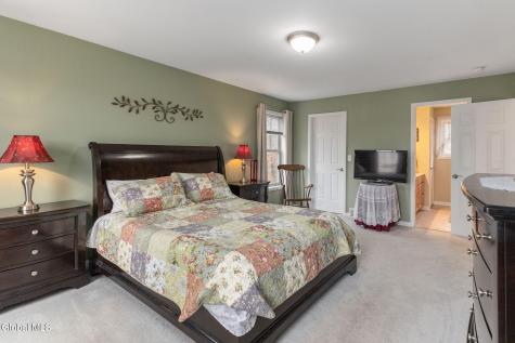 32 Bancker Avenue Schenectady NY 12302