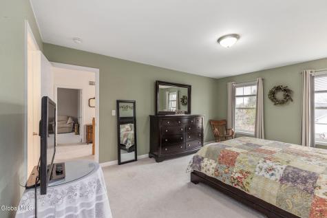32 Bancker Avenue Schenectady NY 12302