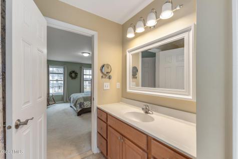 32 Bancker Avenue Schenectady NY 12302