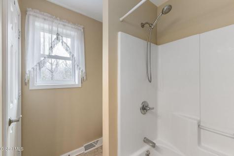 32 Bancker Avenue Schenectady NY 12302