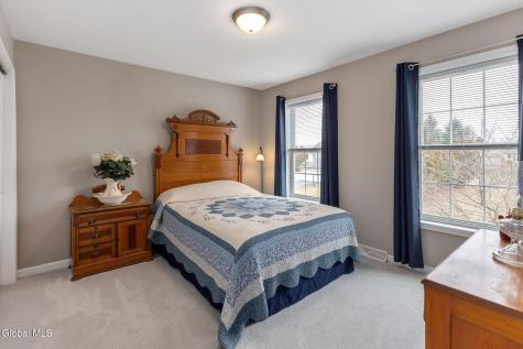 32 Bancker Avenue Schenectady NY 12302