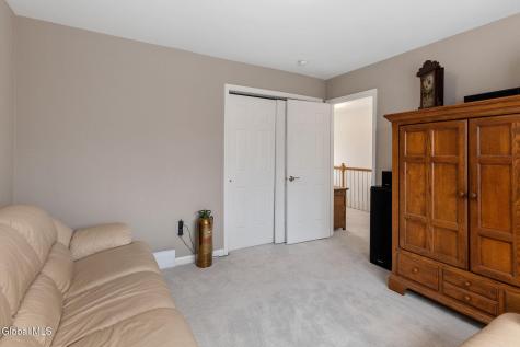 32 Bancker Avenue Schenectady NY 12302