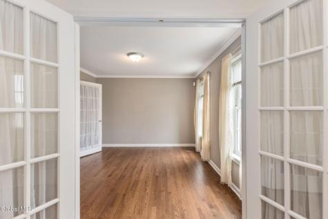 32 Bancker Avenue Schenectady NY 12302