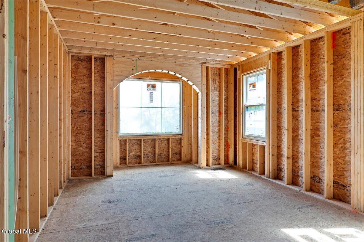 182 Ny-9p Saratoga Springs NY 12866