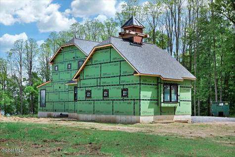 182 Ny-9p Saratoga Springs NY 12866