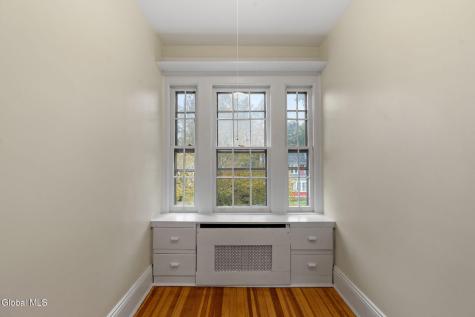 879 Mercer Street Albany NY 12208