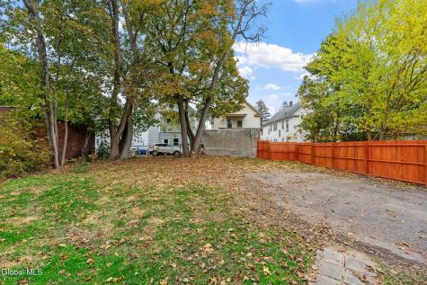 879 Mercer Street Albany NY 12208