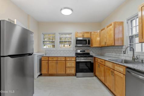 879 Mercer Street Albany NY 12208