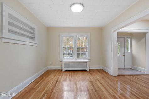 879 Mercer Street Albany NY 12208