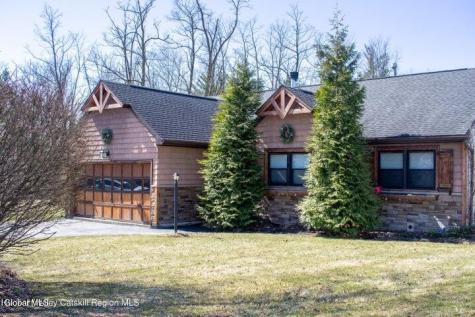 1441 Thickett Road Castleton NY 12033