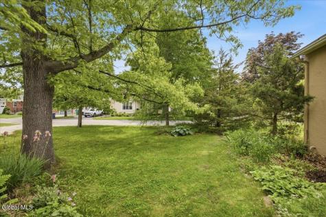 35 Schuyler Drive Saratoga Springs NY 12866
