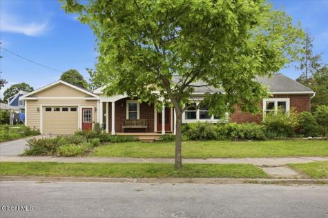 35 Schuyler Drive Saratoga Springs NY 12866
