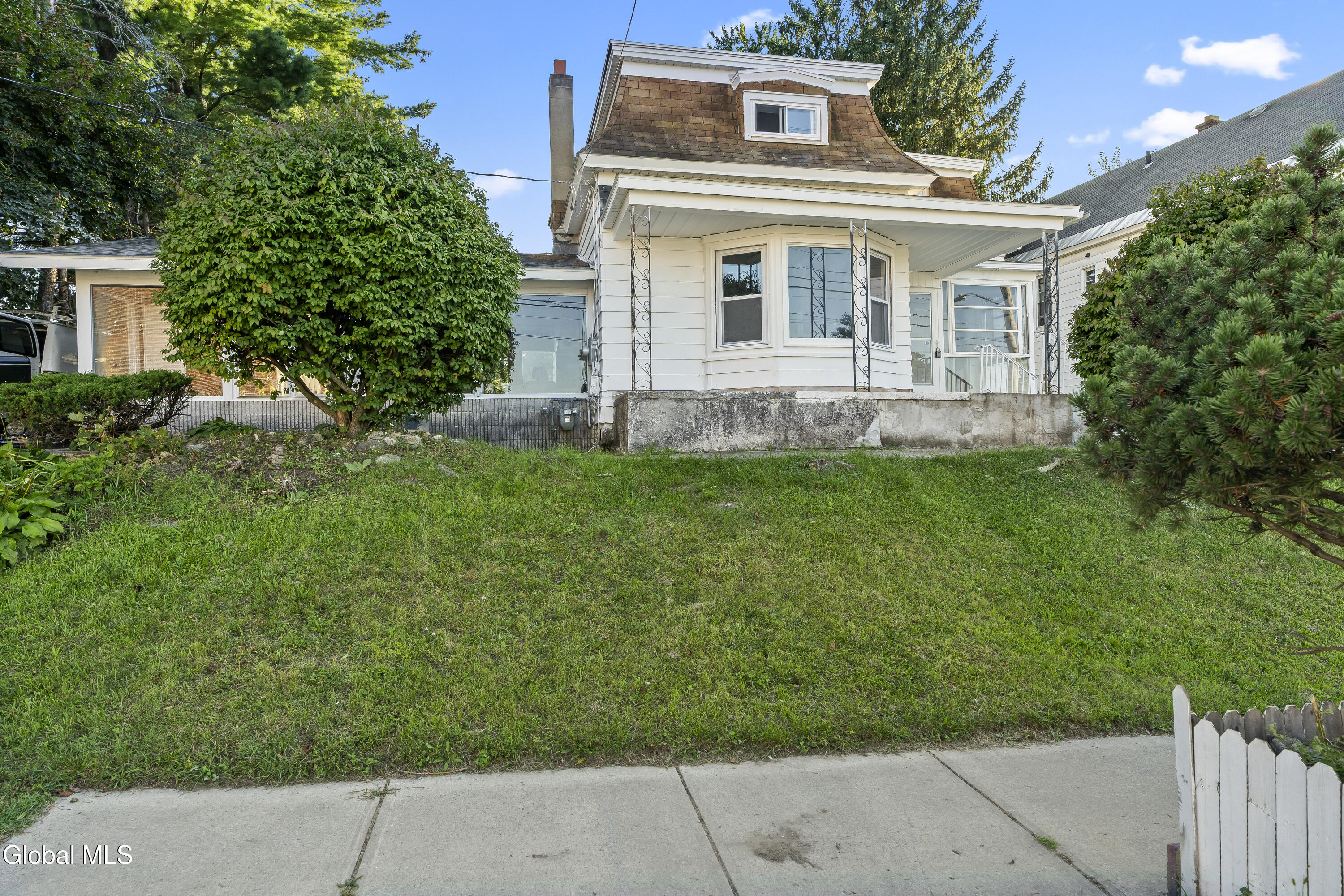722 Salina Street Schenectady NY 12308