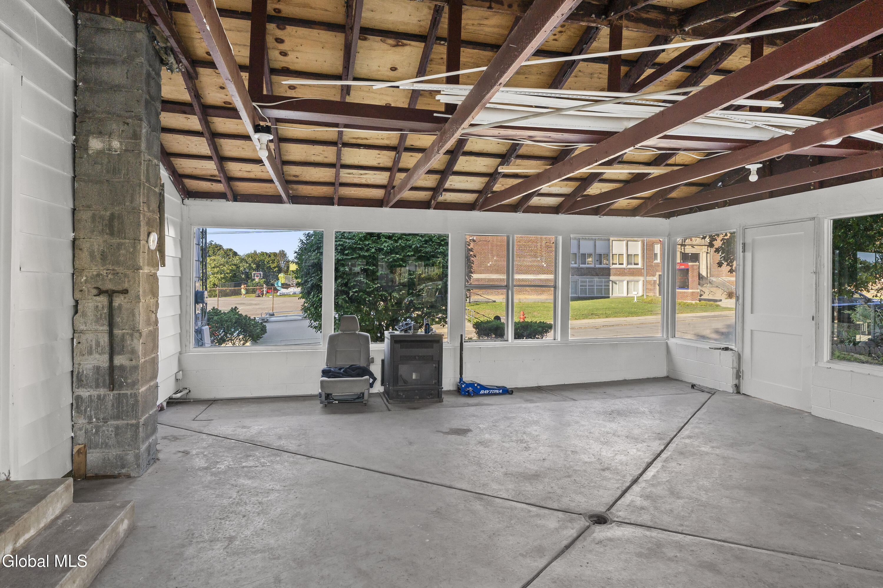 722 Salina Street Schenectady NY 12308