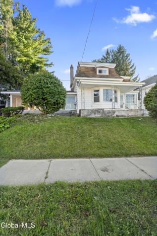 722 Salina Street Schenectady NY 12308