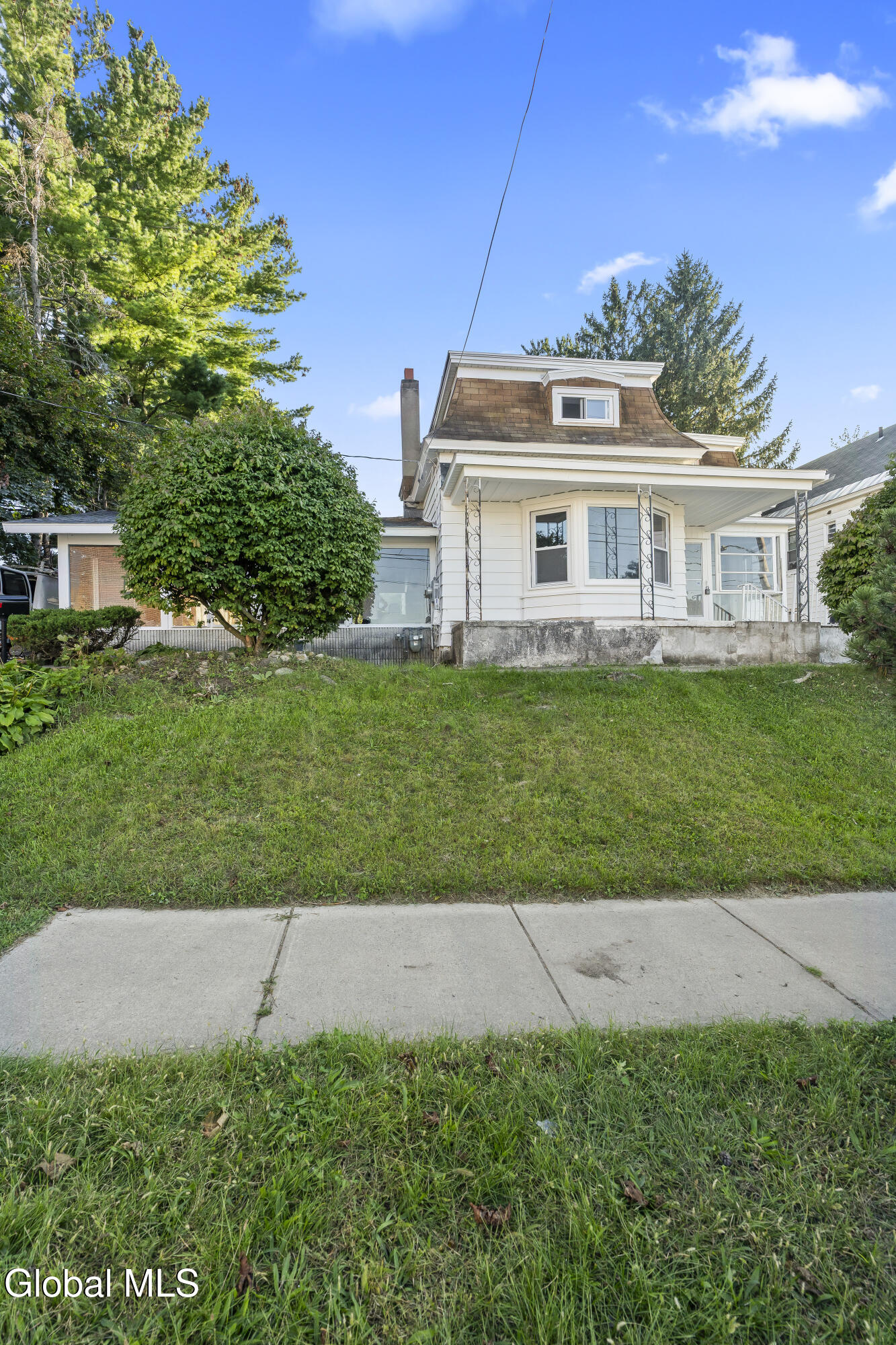 722 Salina Street Schenectady NY 12308