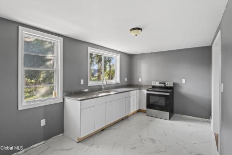 722 Salina Street Schenectady NY 12308