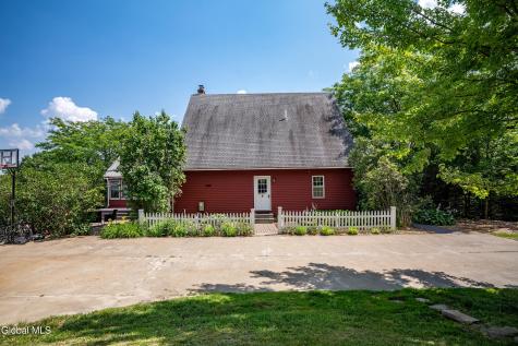 1838 Scotch Ridge Road Schenectady NY 12306