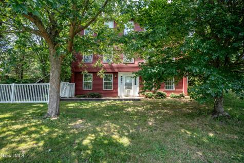 1838 Scotch Ridge Road Schenectady NY 12306