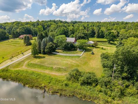 1838 Scotch Ridge Road Schenectady NY 12306