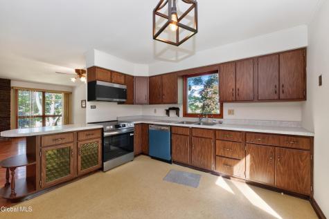1140 Van Hoesen Road Castleton NY 12033