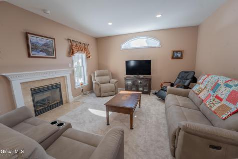 33 Aster Drive Rexford NY 12148