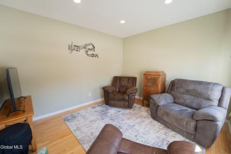 33 Aster Drive Rexford NY 12148