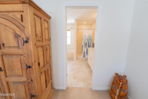 33 Aster Drive Rexford NY 12148