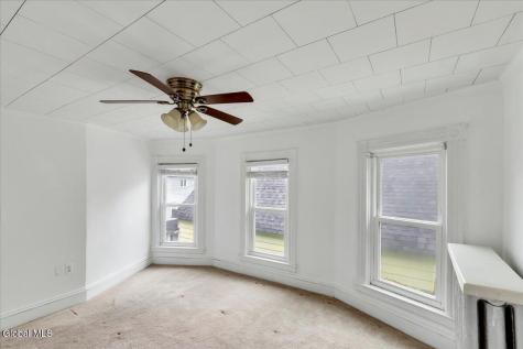 2115 Colgate Place Schenectady NY 12304