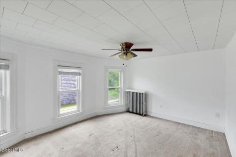 2115 Colgate Place Schenectady NY 12304