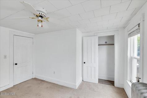 2115 Colgate Place Schenectady NY 12304