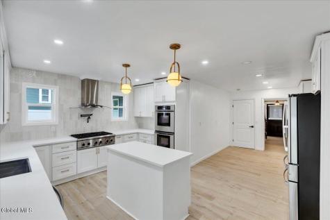 2115 Colgate Place Schenectady NY 12304